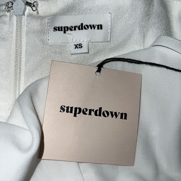 NWT Superdown Fabian’s Mini Dress White XS Revolve - Picture 13 of 16